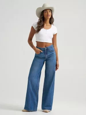 Women's Wrangler Retro® Bailey High Rise Wide Leg Jean in Yvette