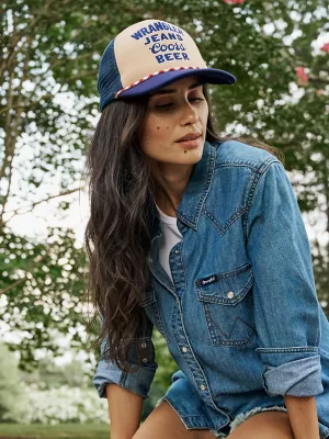 Wrangler x Coors Jeans and Beer Trucker Cap:Navy:One Size