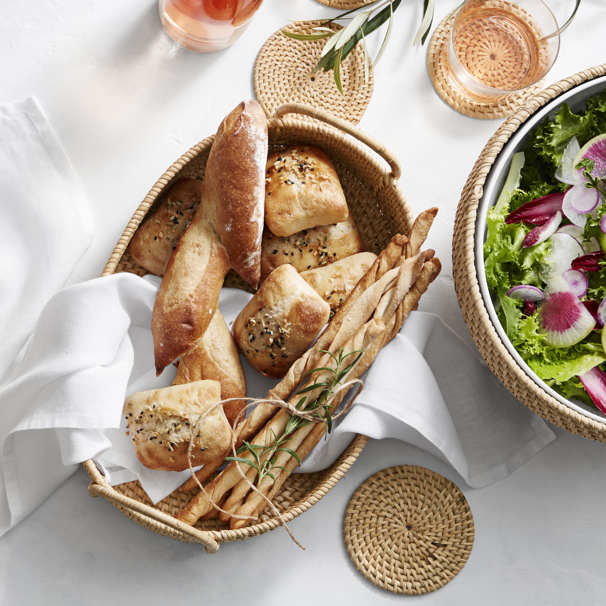 Light Woven Salad Bowl