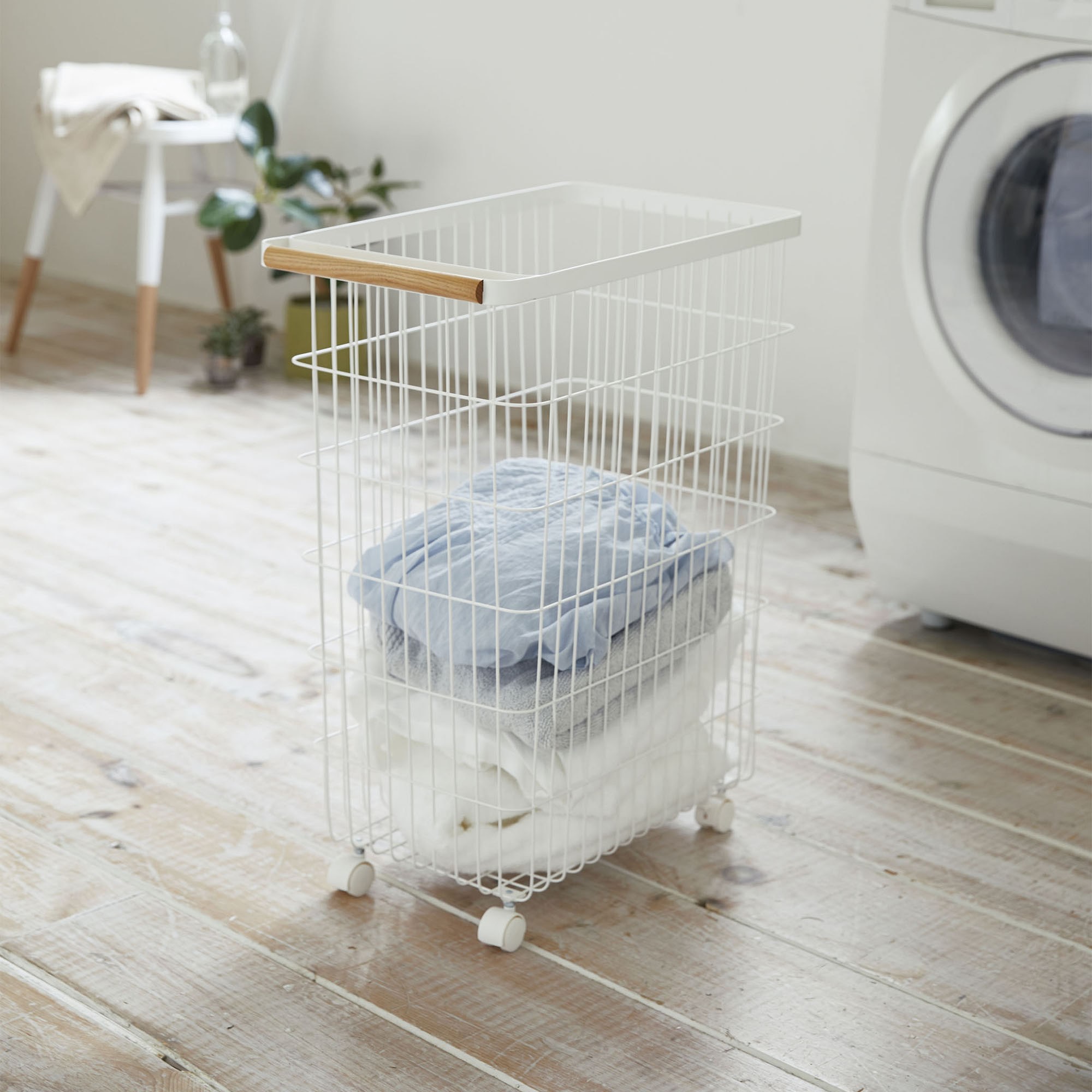 Yamazaki Home Tosca Rolling Wire Laundry Basket