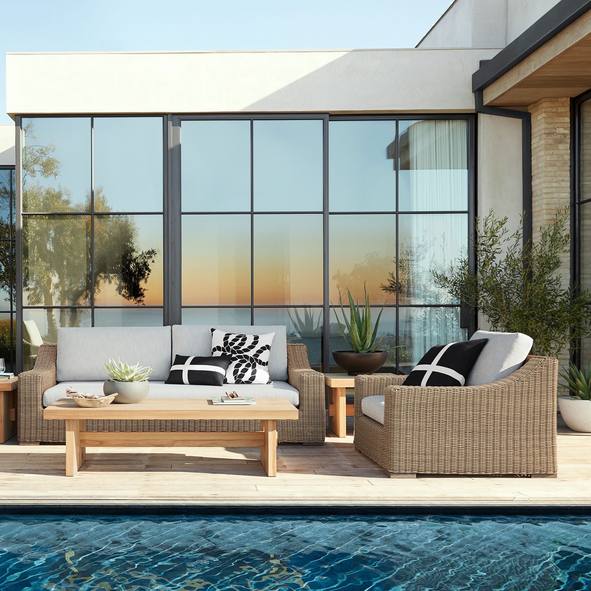 San Clemente Natural Teak Outdoor Rectangle Coffee Table (60