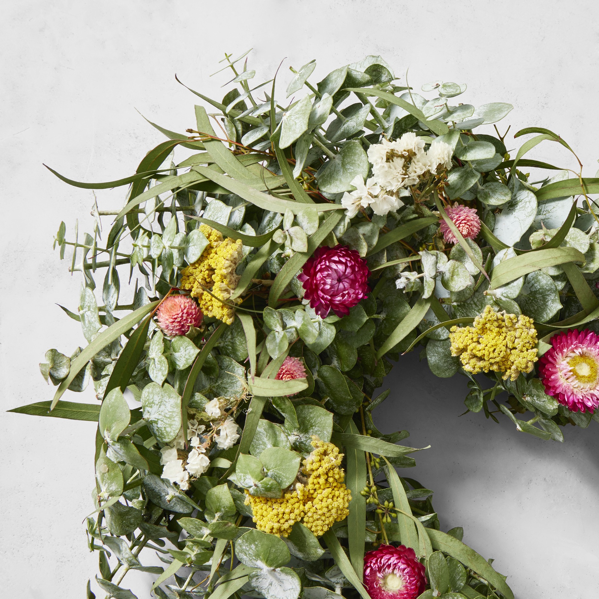 Eucalyptus Heart Live Wreath, 19