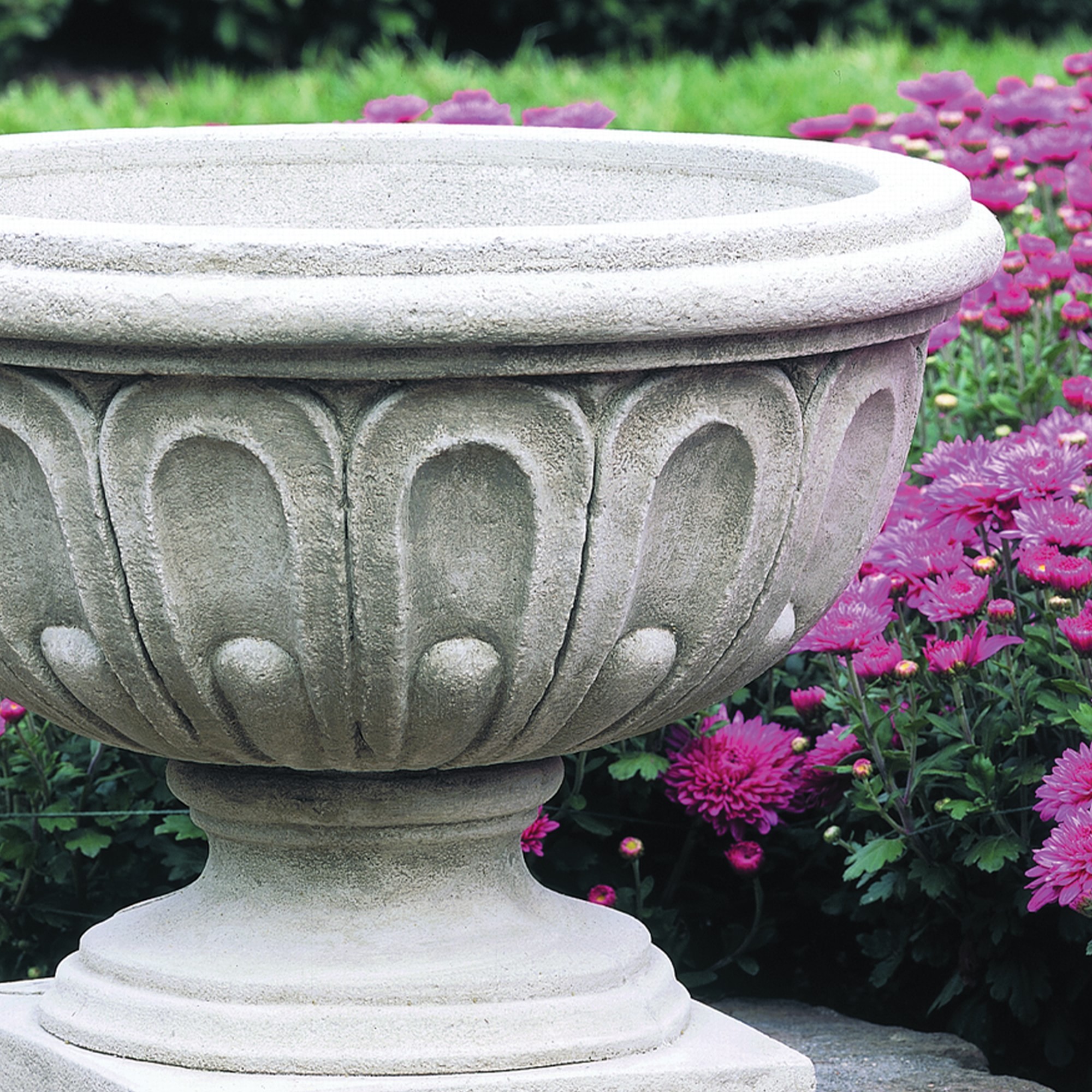 Longwood Fluted Urn