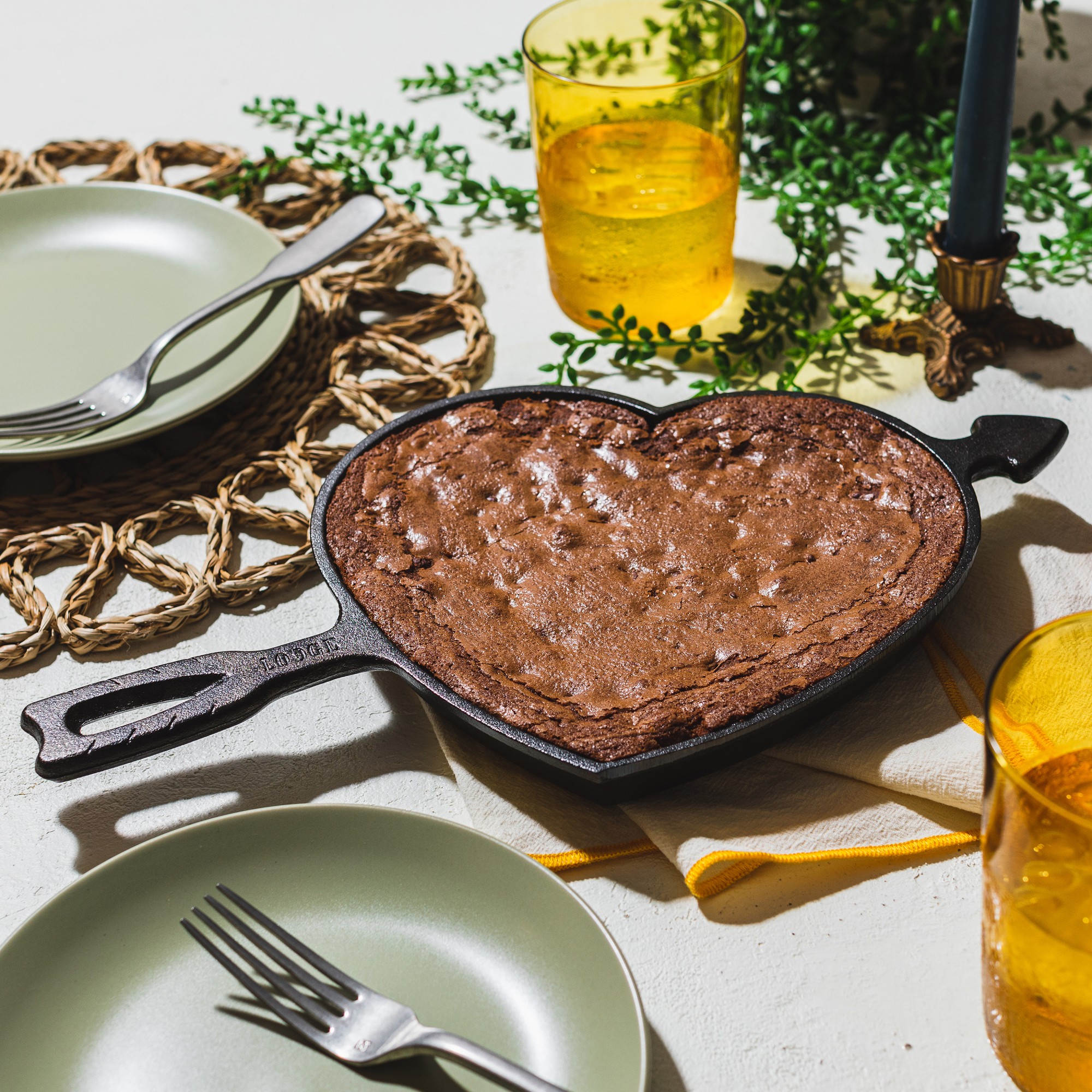 Lodge Seasoned Cast Iron Heart Skillet, 9