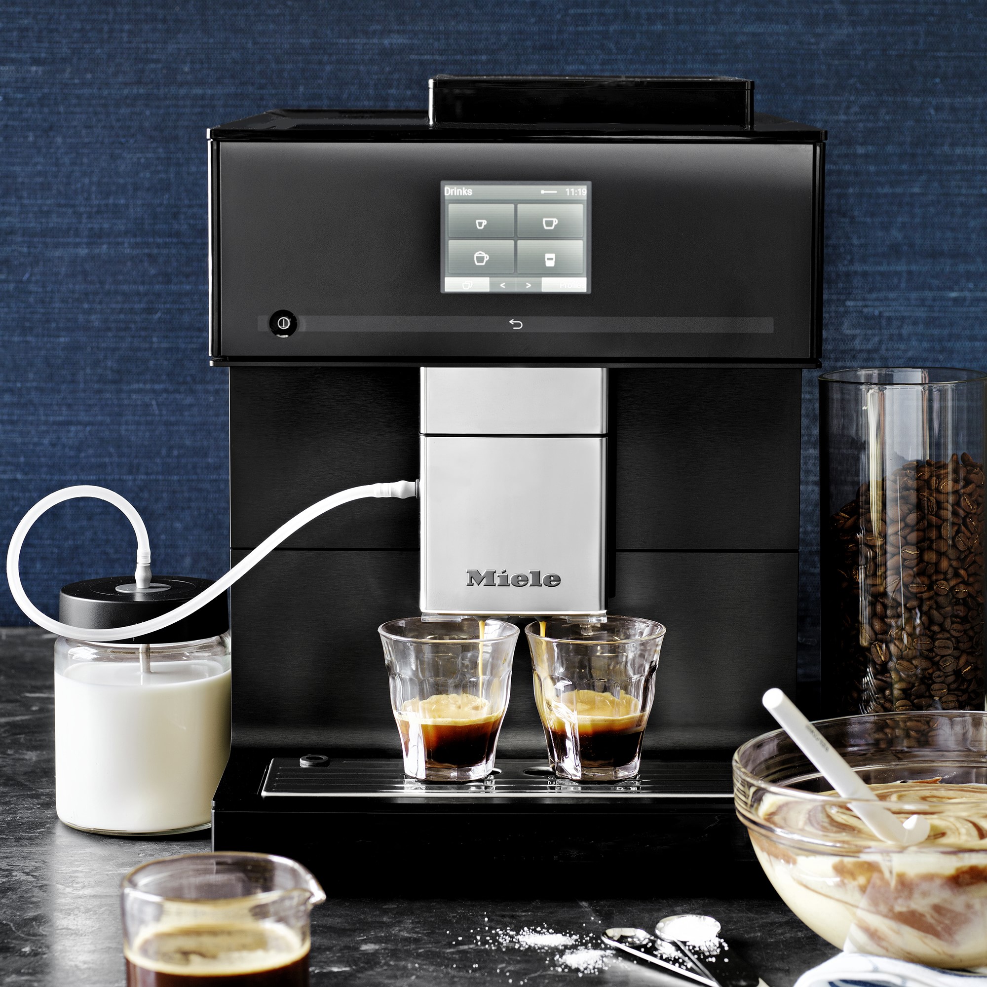 Miele CM7750 CoffeeSelect Fully Automatic Coffee Maker & Espresso Machine