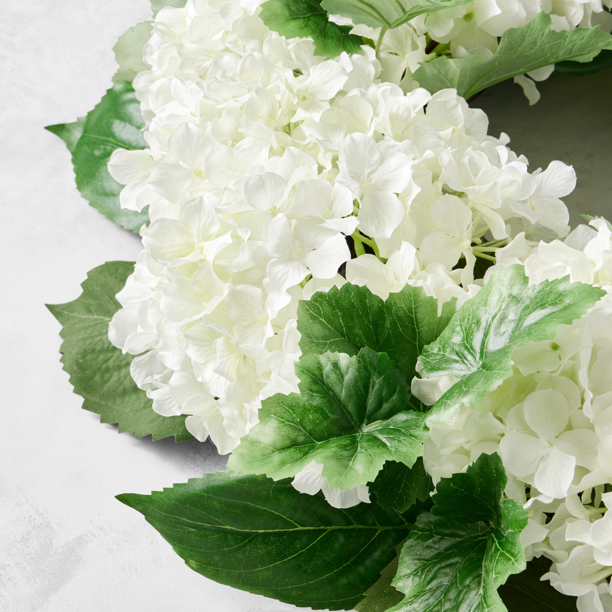 UV Protected Faux White Hydrangea Wreath, 27
