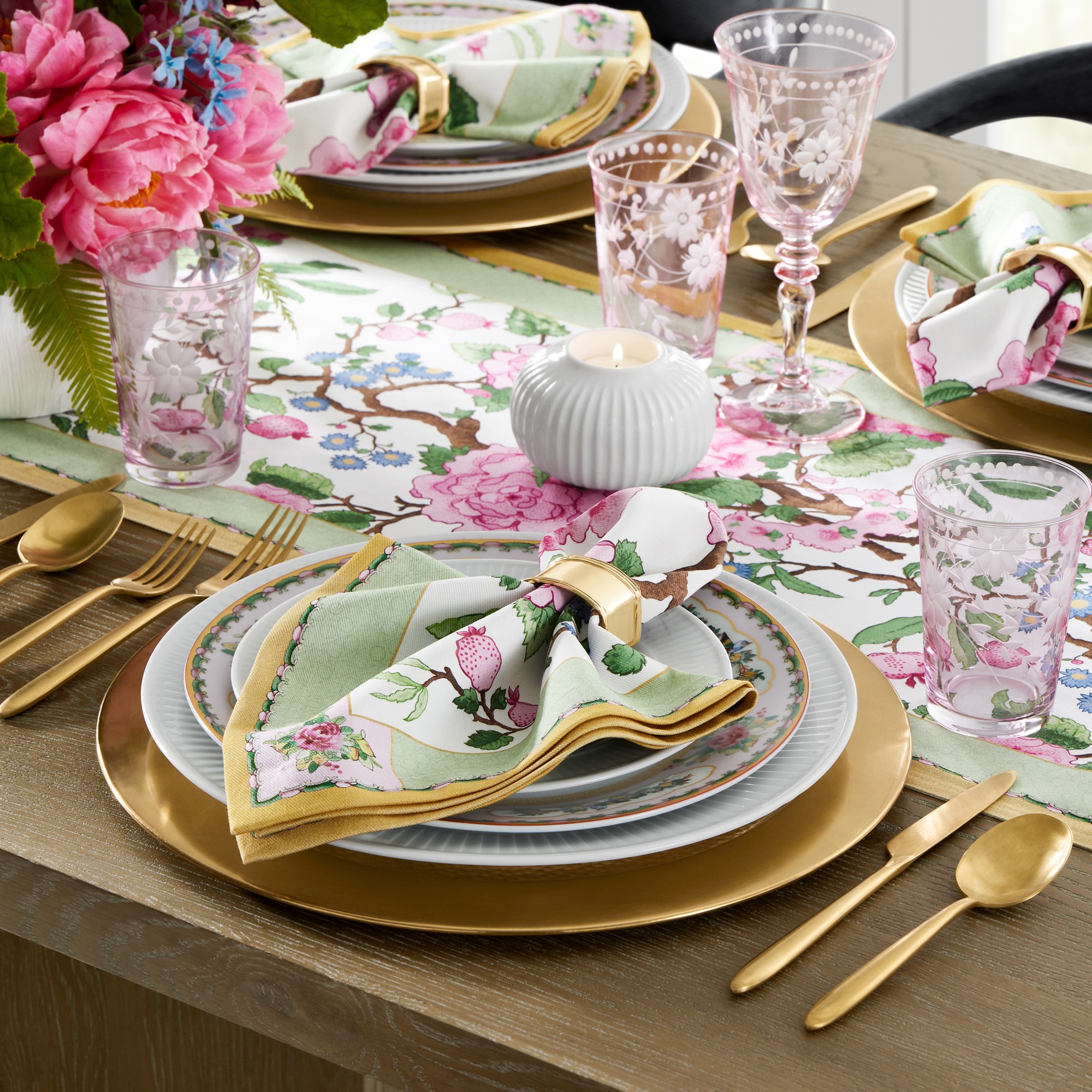 Canton Rose Floral Table Runner