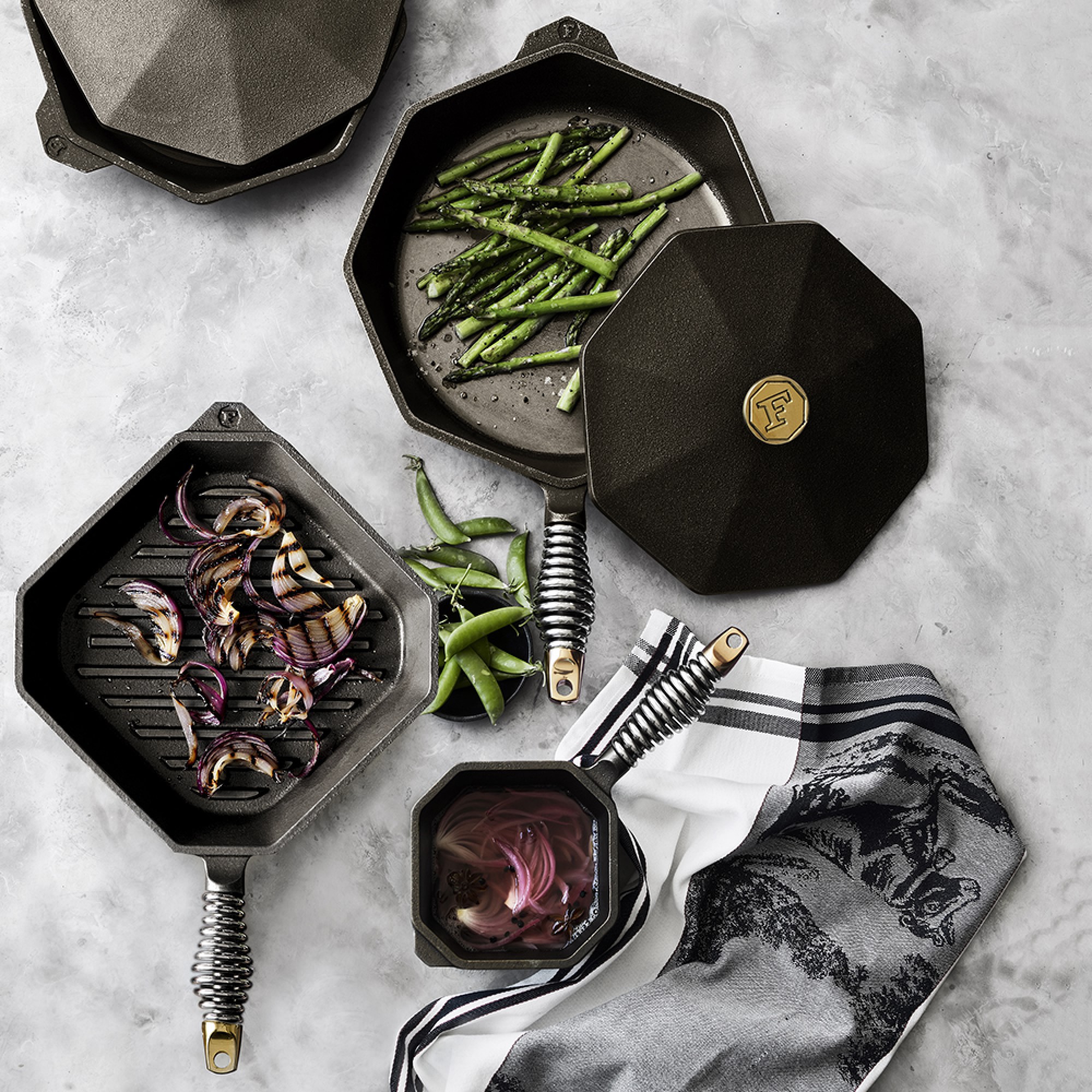 FINEX Seasoned Cast Iron Grill Pan