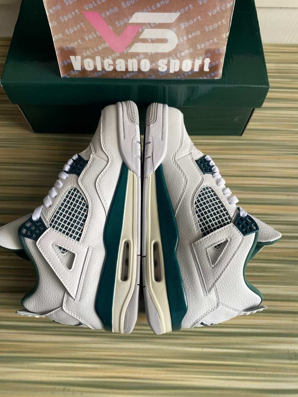 Jordan 4 Retro Oxidized Green FQ8138-103