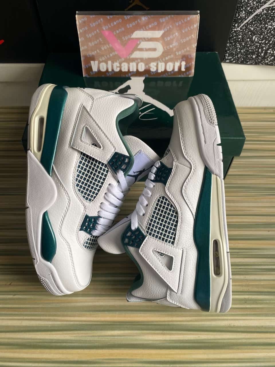 Jordan 4 Retro Oxidized Green FQ8138-103
