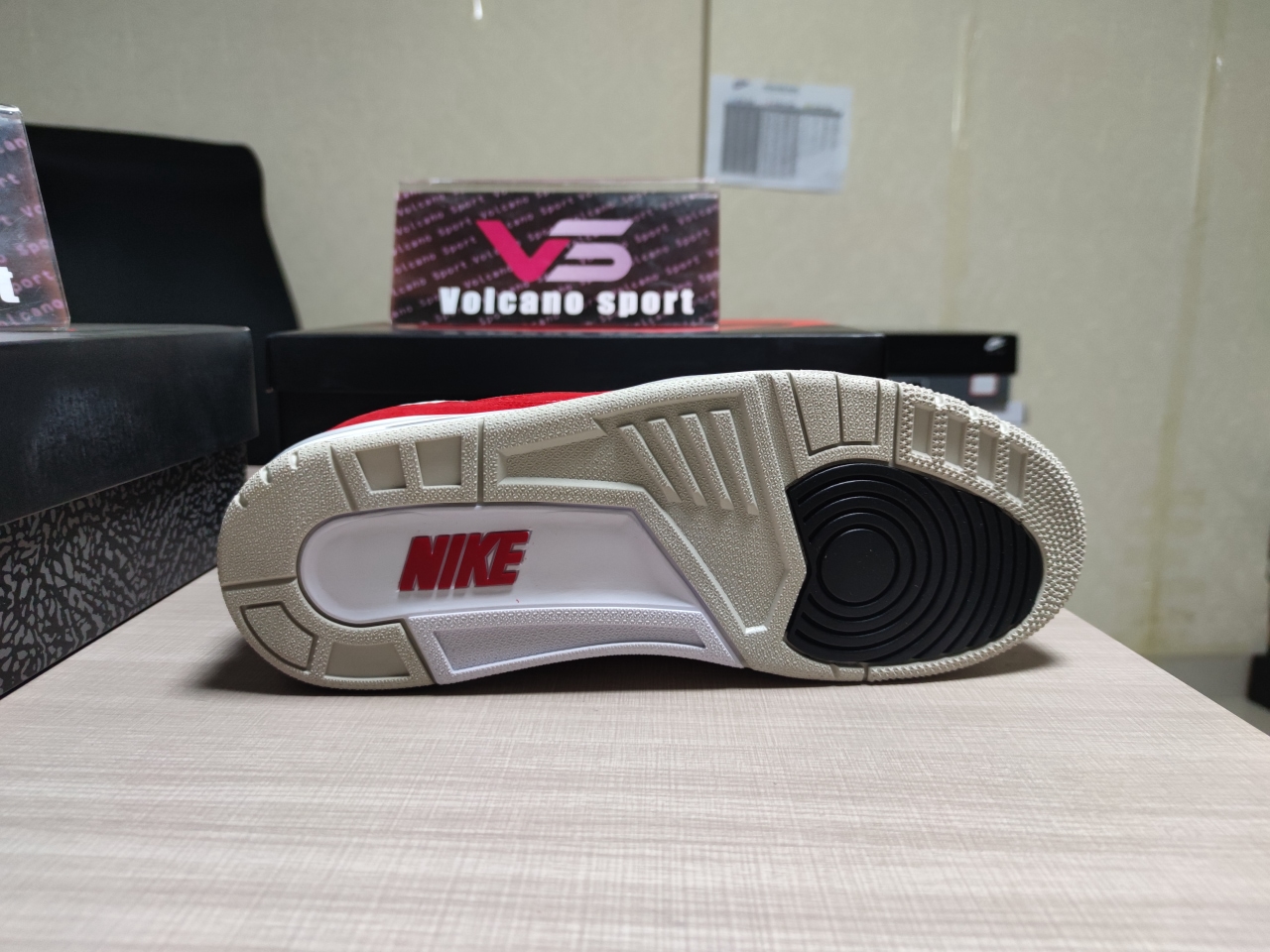 Jordan 3 Retro Tinker White University Red CJ0939 100