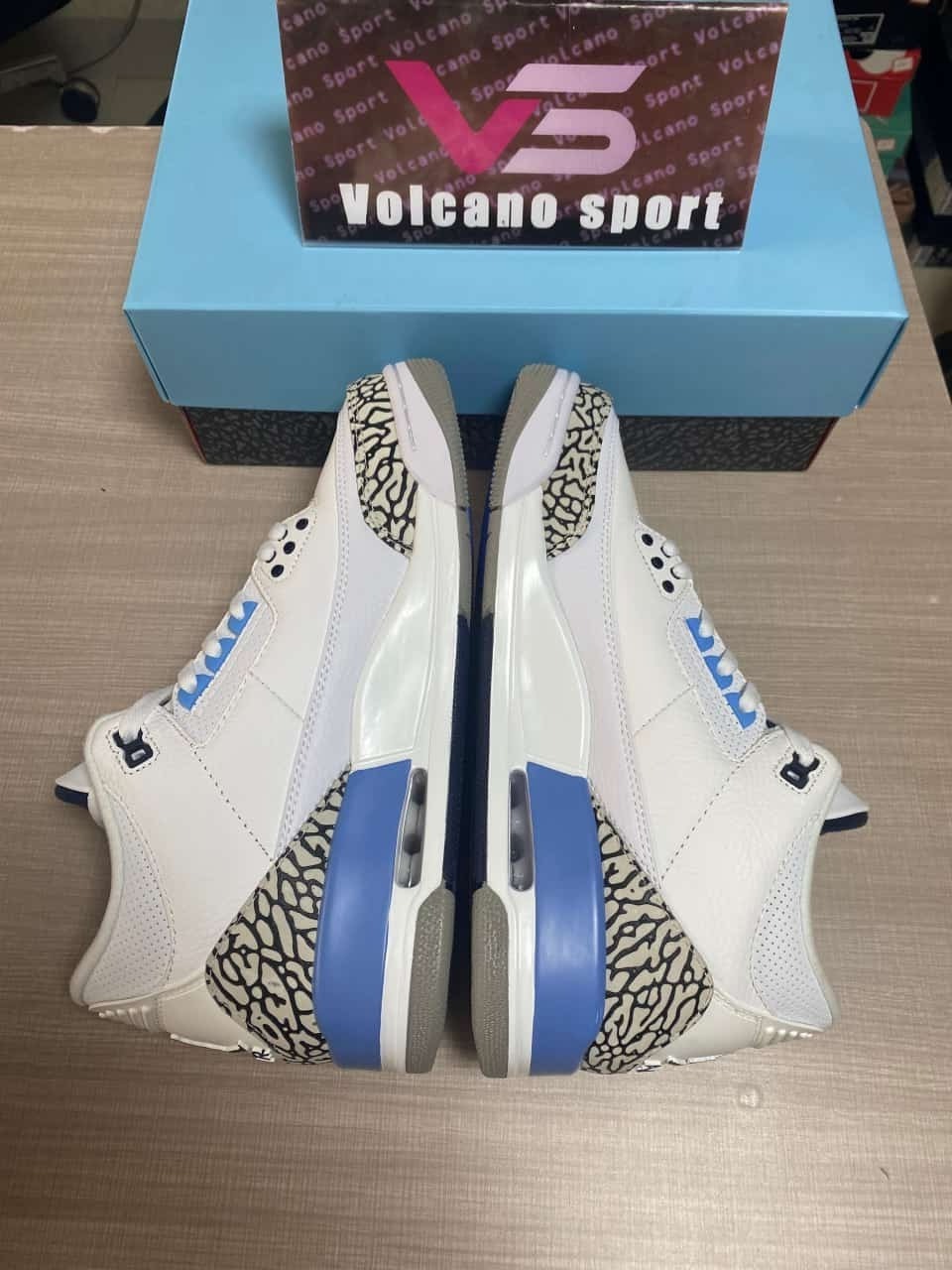 Jordan 3 Retro UNC CT8532-104