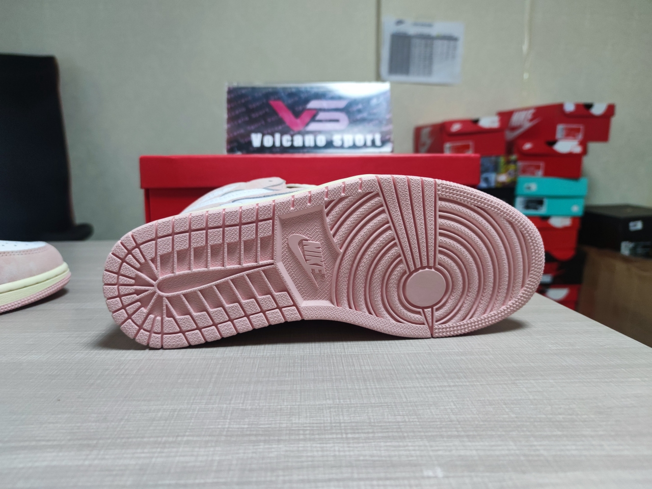 Jordan 1 Retro High OG Washed Pink FD2596-600