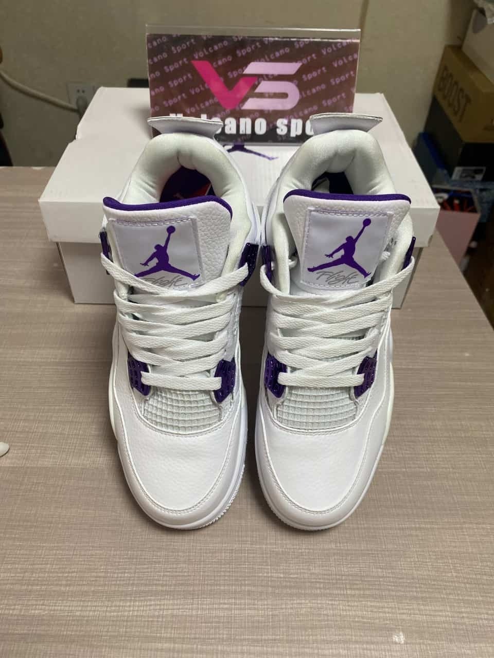 Jordan 4 Retro Metallic Purple CT8527-115