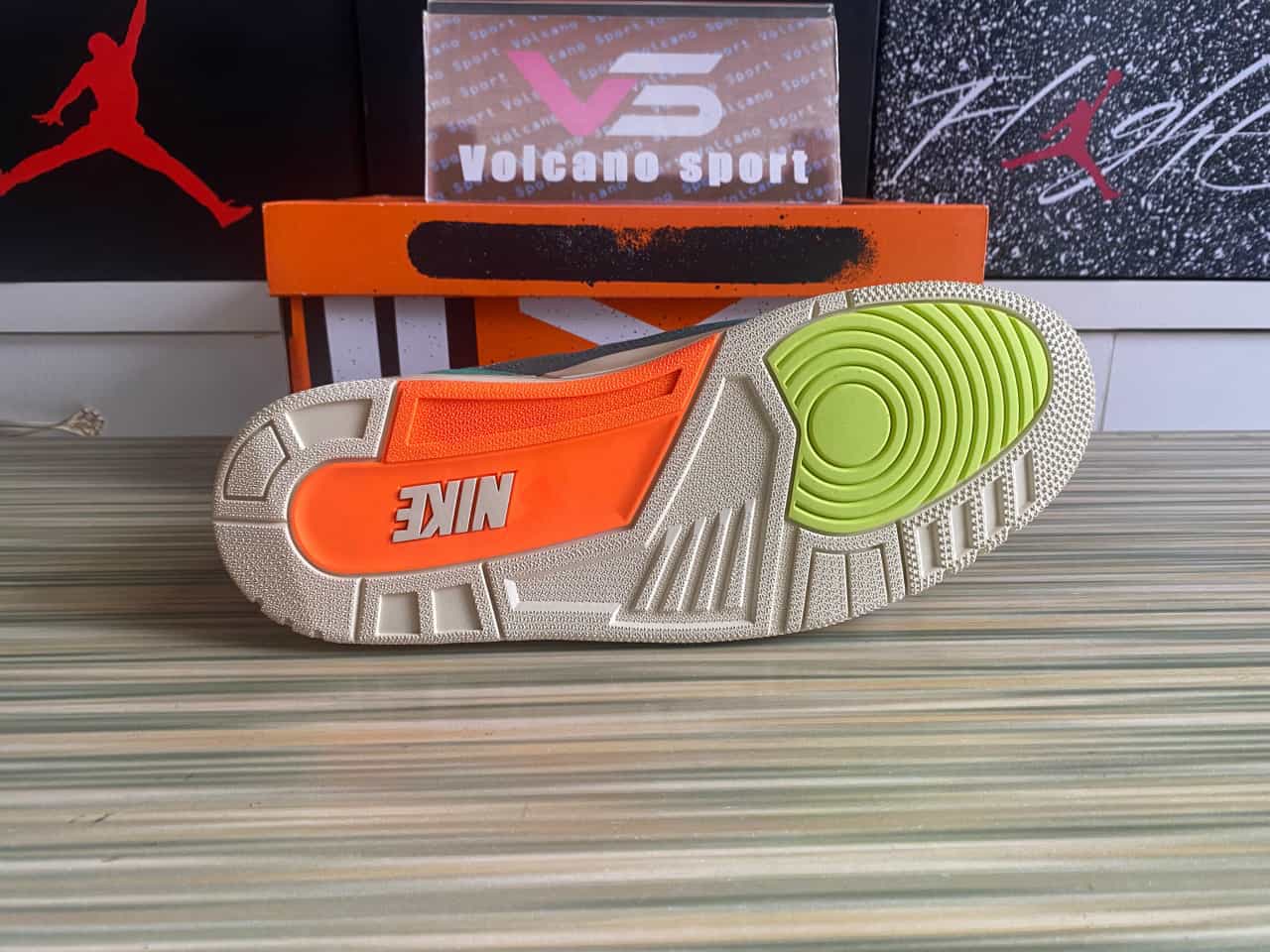 Jordan 3 Retro SP Nina Chanel Abney Bicoasta FZ7974-300l