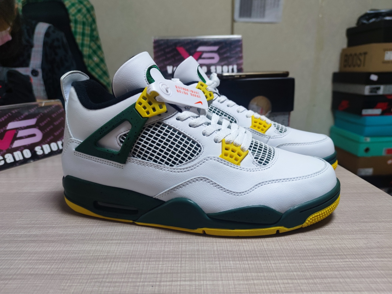 Jordan 4 Retro Oregon Ducks Duckman