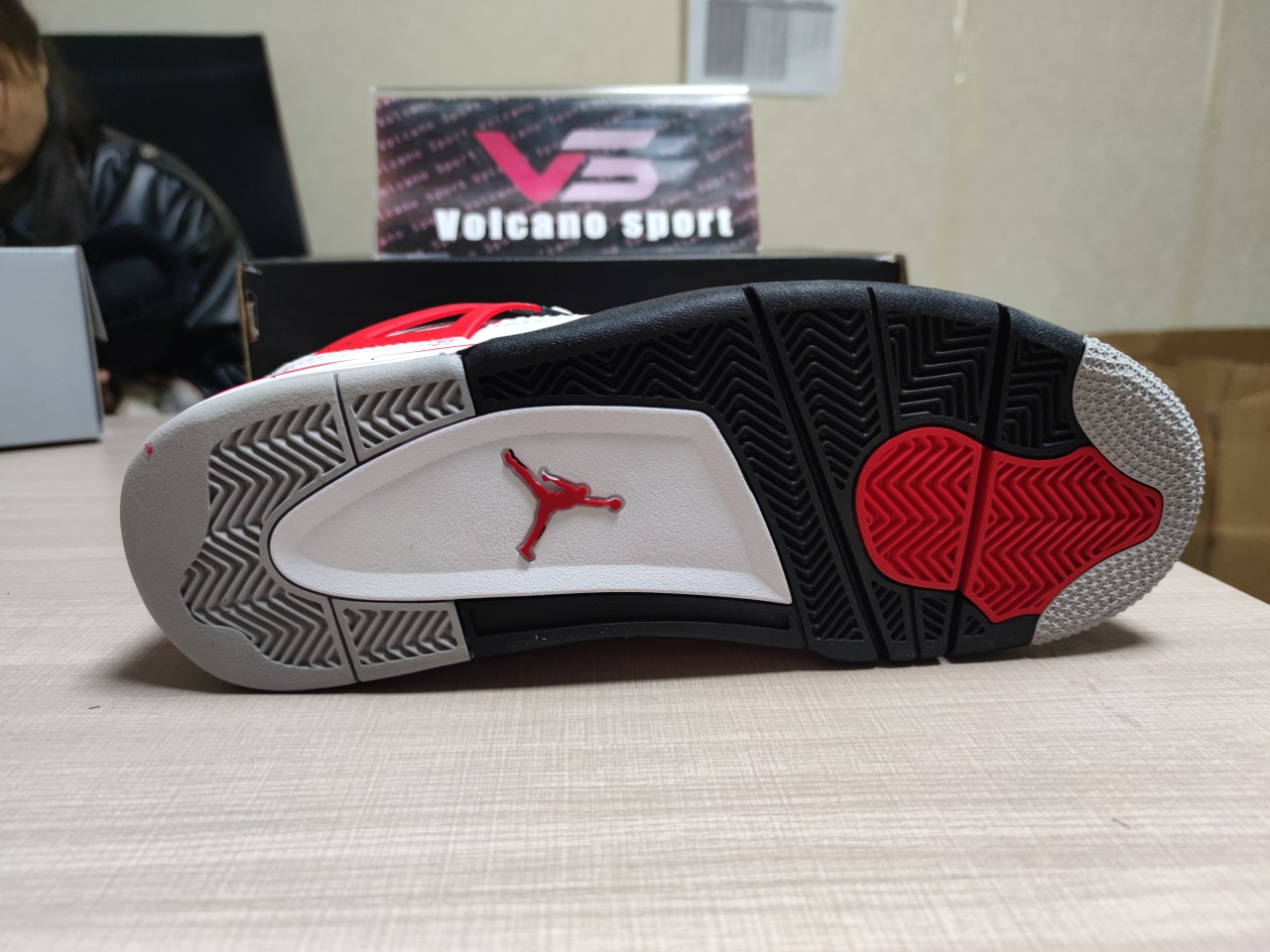 Air jordan 4 Retro Withe Red DH6927 161