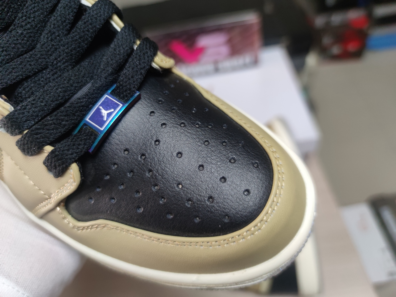 Jordan 1 Retro High Black Mushroom AH7389-003