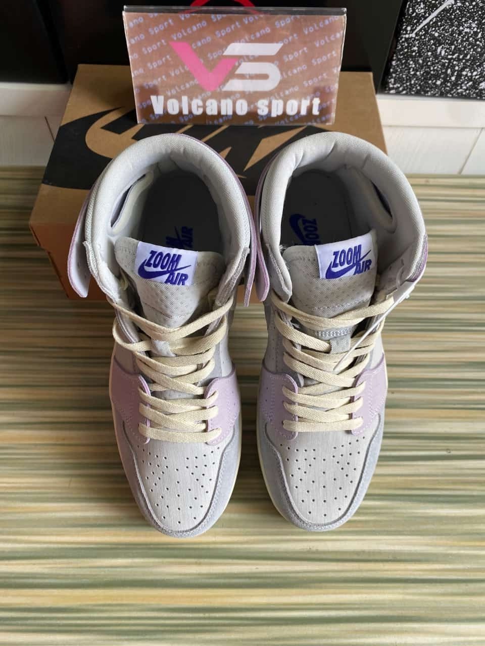 Jordan 1 High Zoom Air CMFT 2 Barely Grape DV1305-005