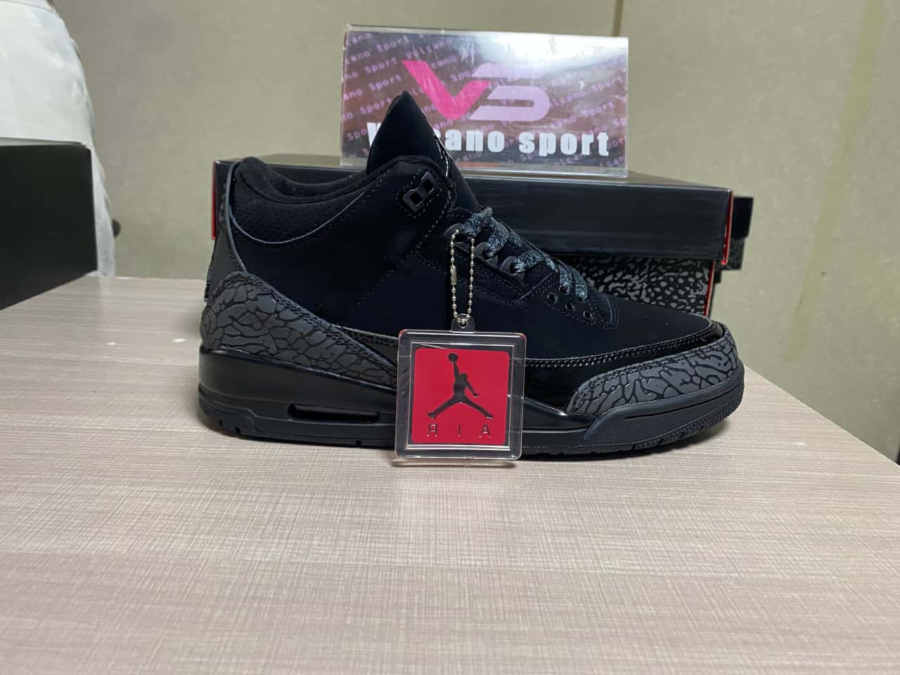 Jordan 3 Retro Black Cat 136064-002