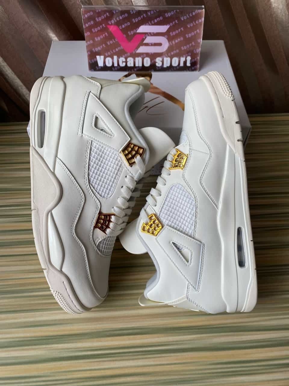 Air Jordan 4 “Metallic Gold” AQ9129-170