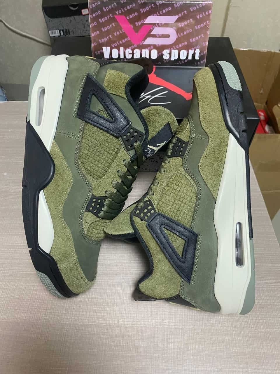 Jordan 4 Retro SE Craft Medium Olive FB9927-200