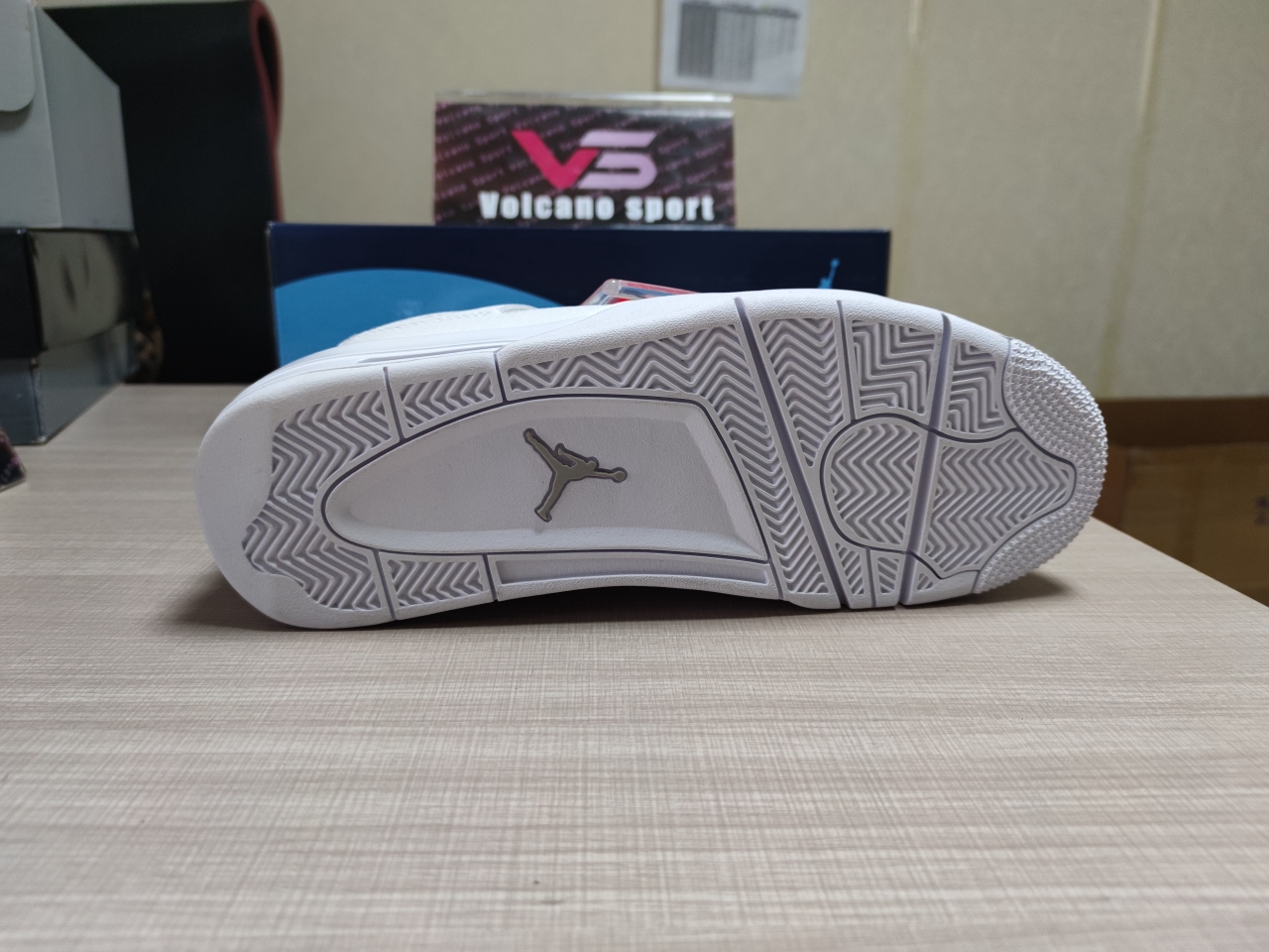 Jordan 4 “Pure Money ”308497-100