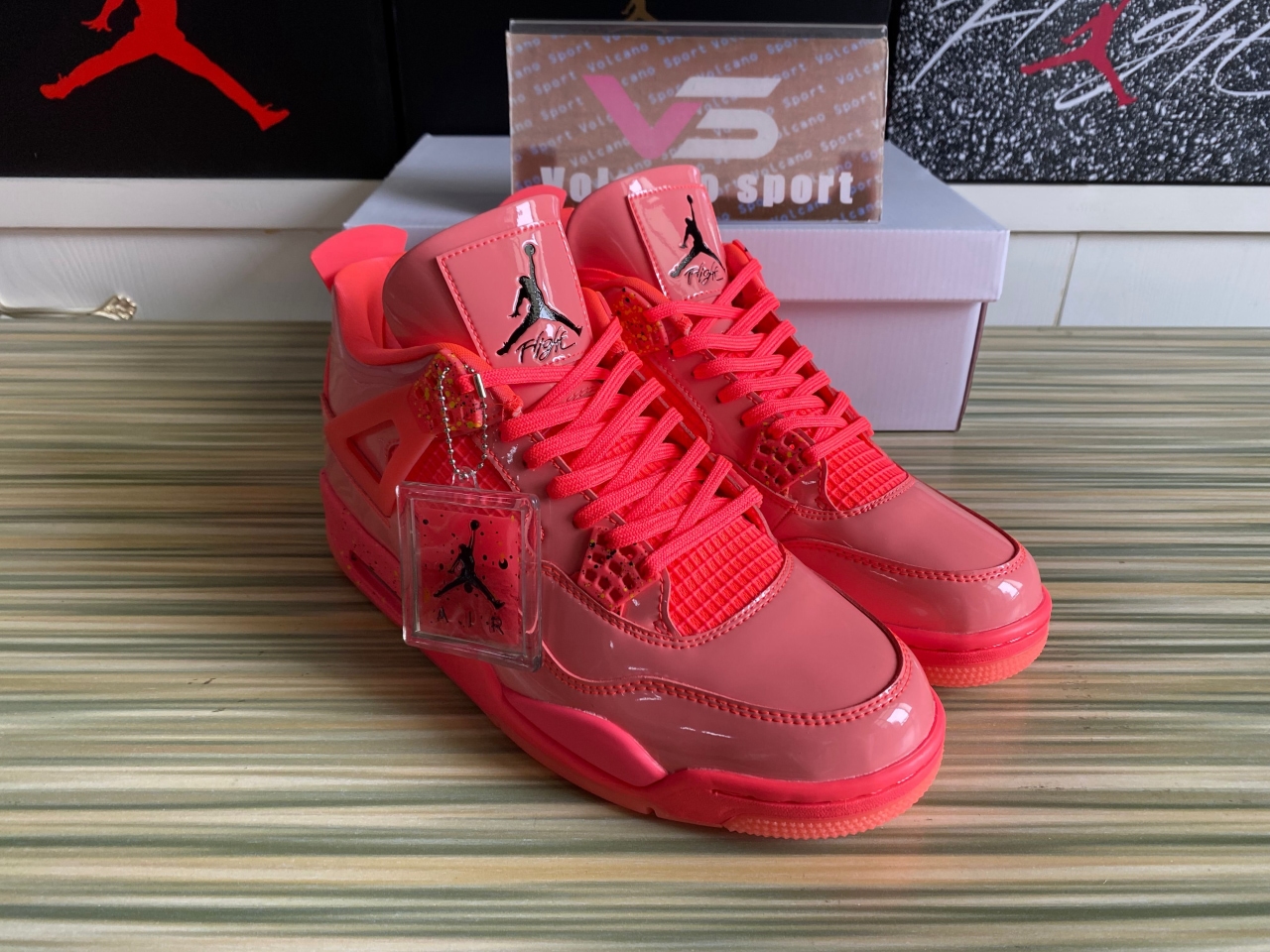 Jordan 4 Retro Hot Punch AQ9128-600