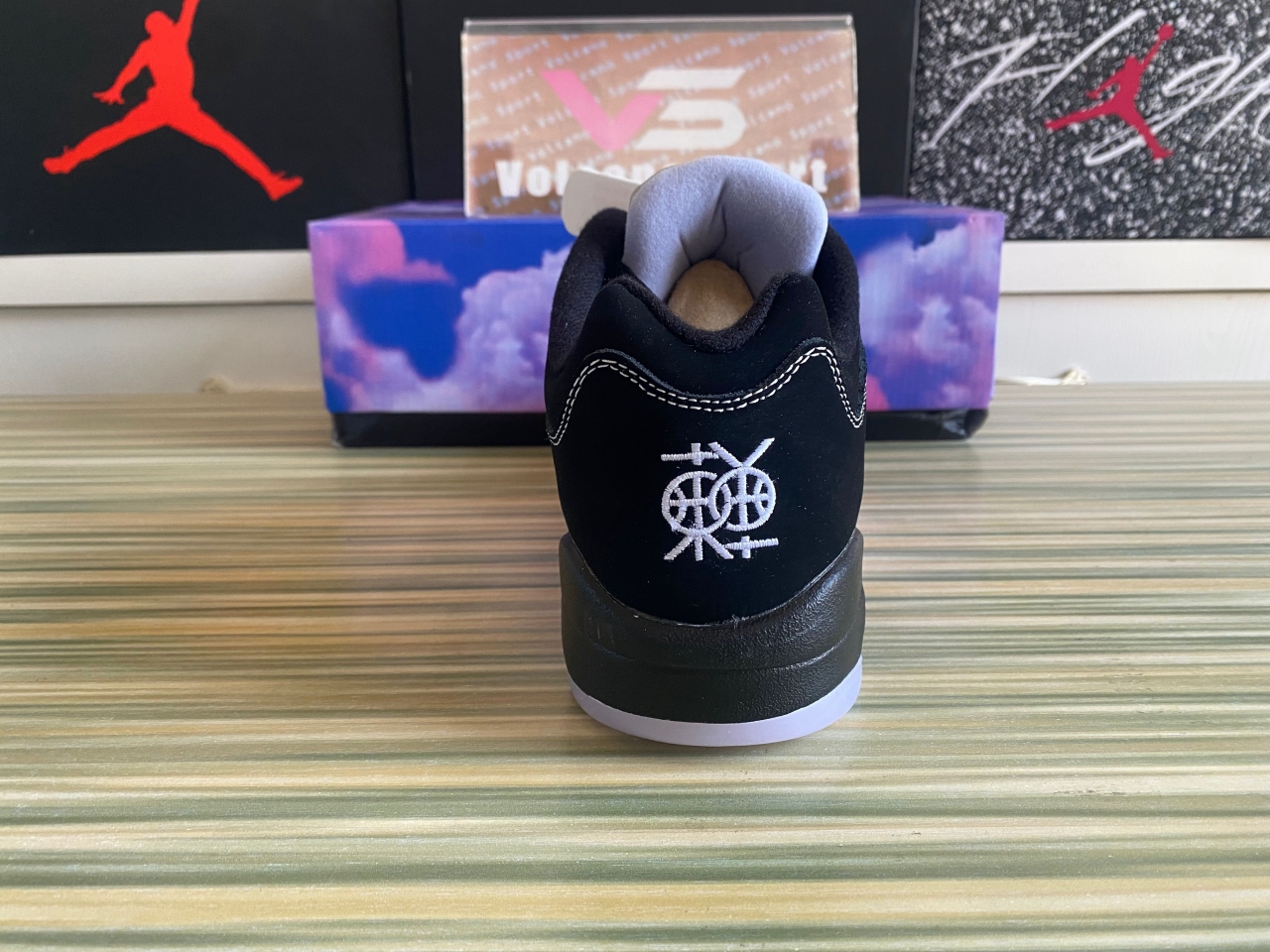 Jordan 5 Retro Low Dongdan DX4355-015