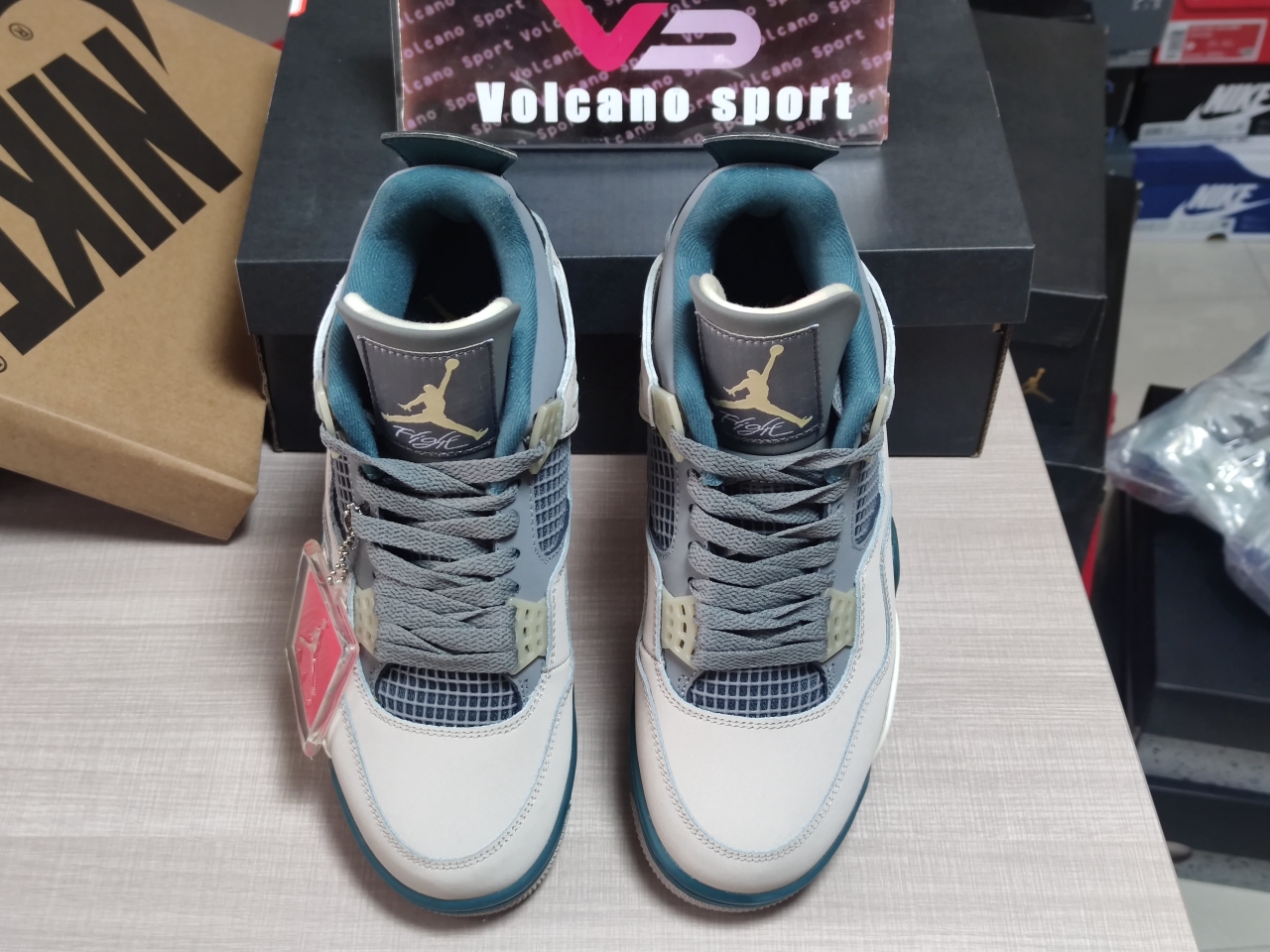 AIR JORDAN 4 RETRO NAVY BLUE