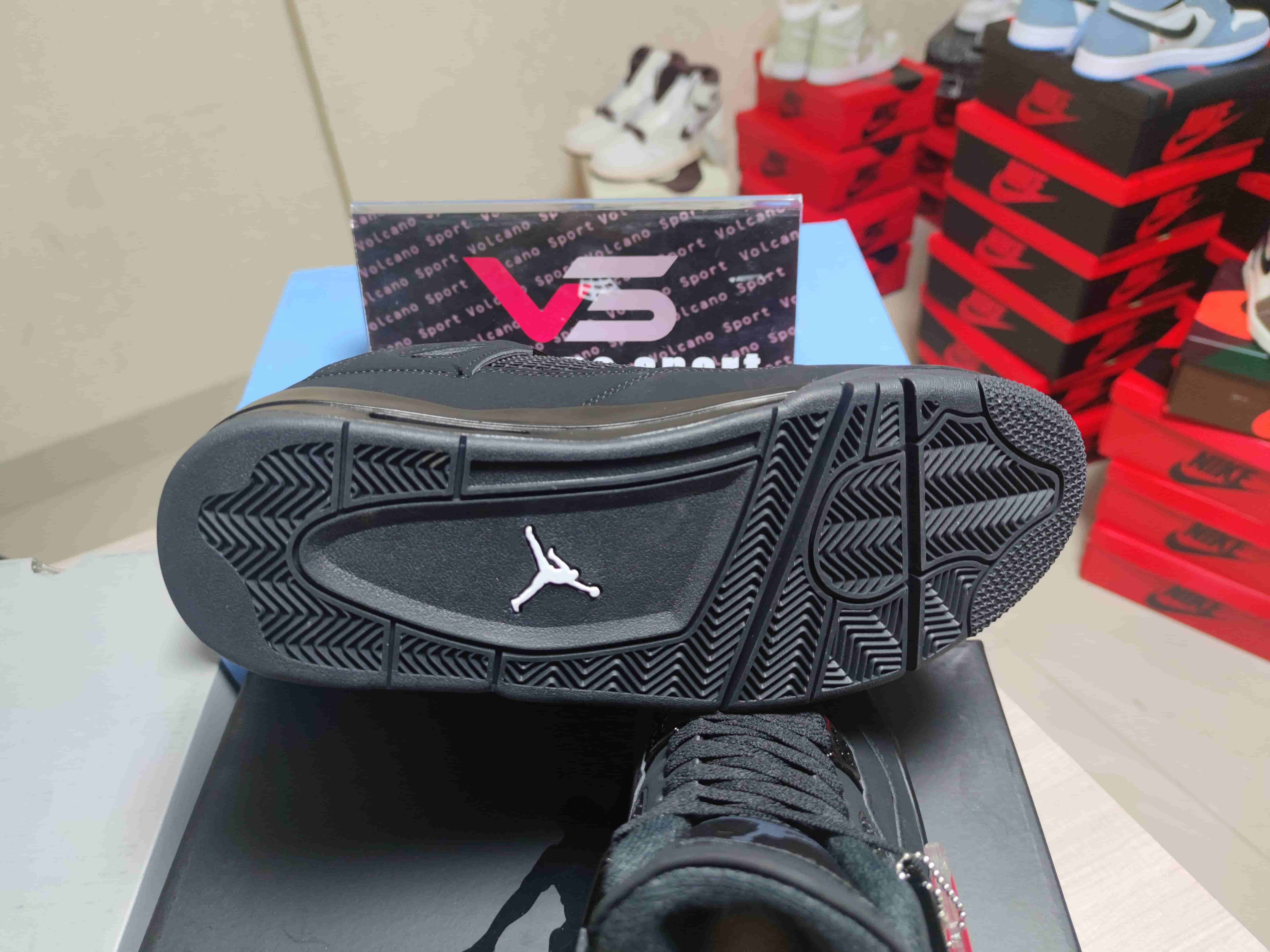 Jordan 4 “Black Cat” CU1110-01