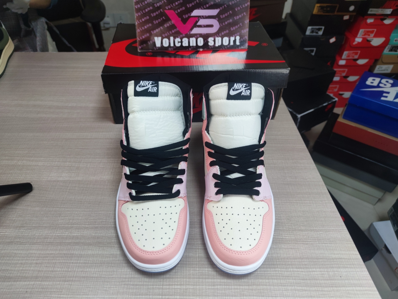 Jordan 1 High Zoom Air CMFT Easter CT0979 101