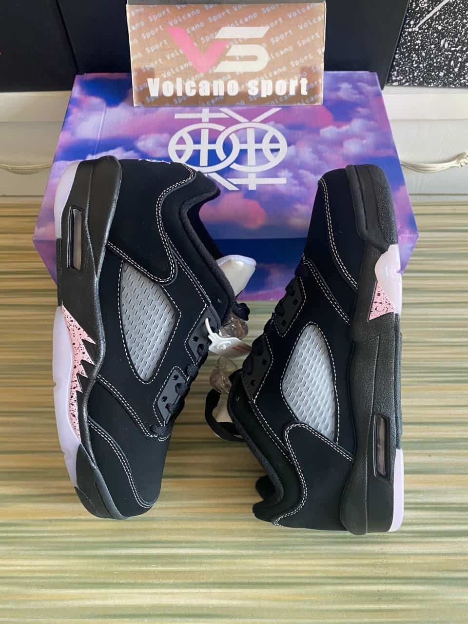 Jordan 5 Retro Low Dongdan DX4355-015