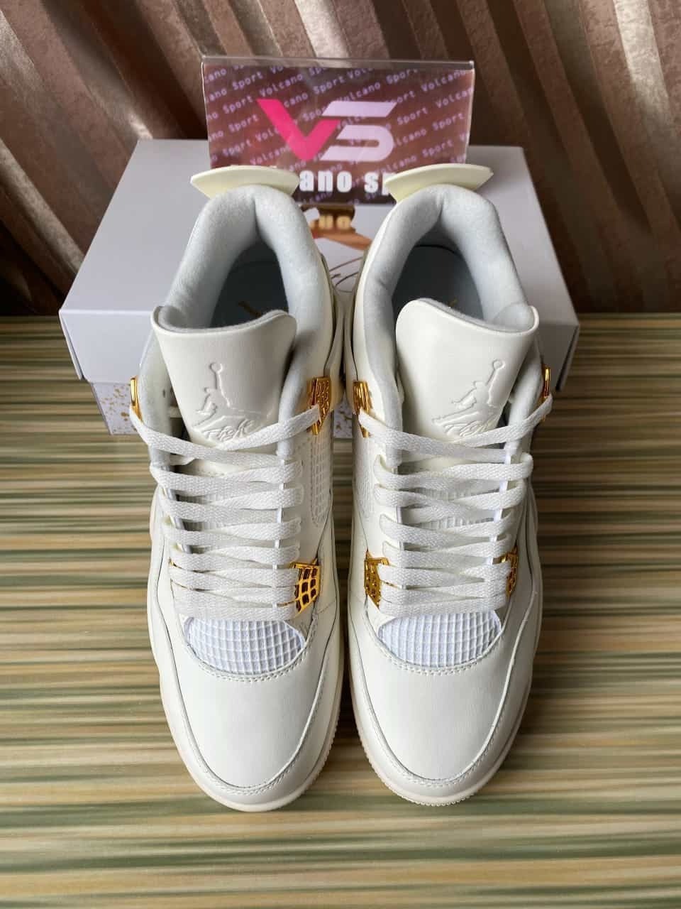 Air Jordan 4 “Metallic Gold” AQ9129-170