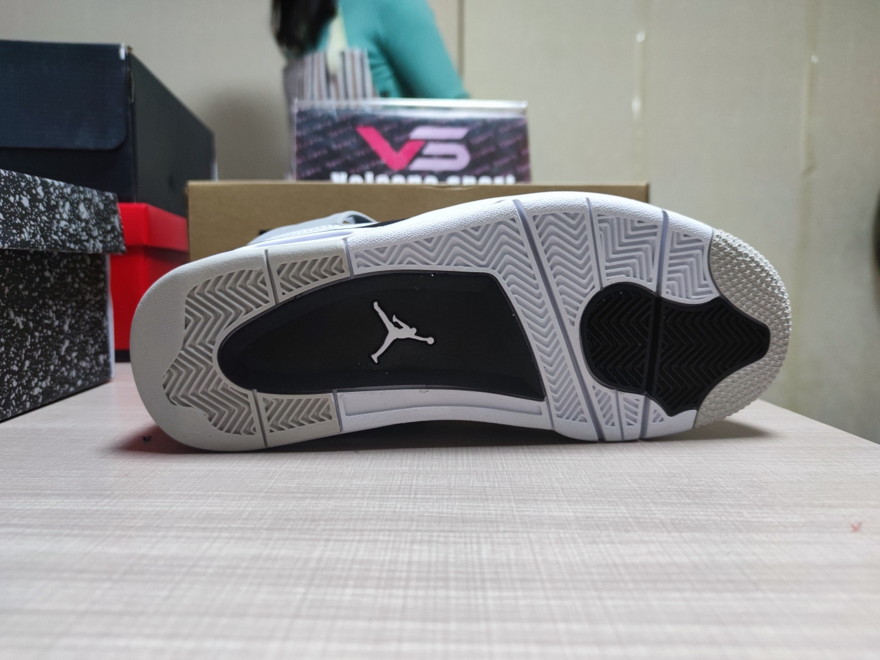 Jordan 4 “Military Black”DH6927-111