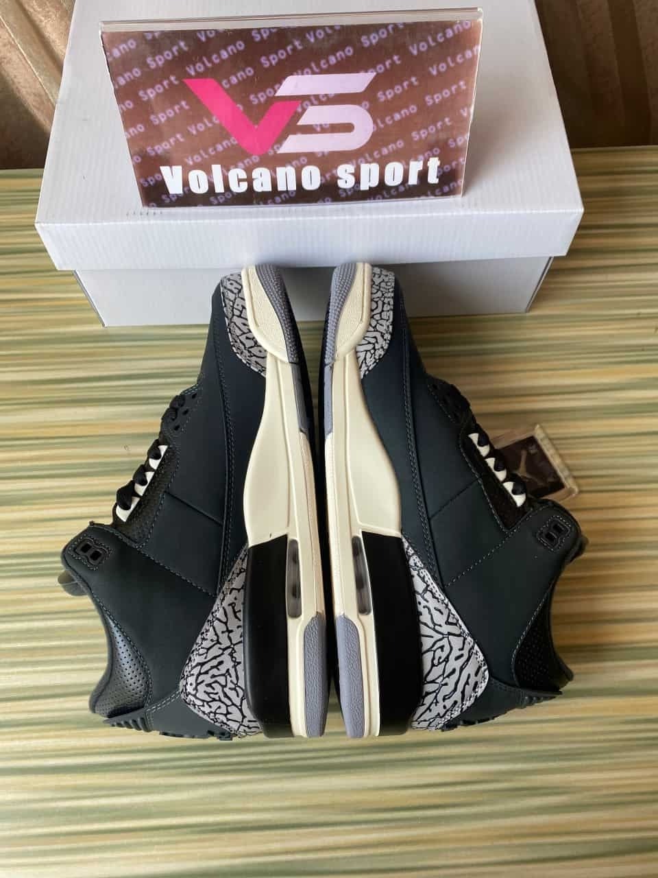 Jordan 3 Retro Off Noir CK9246-001