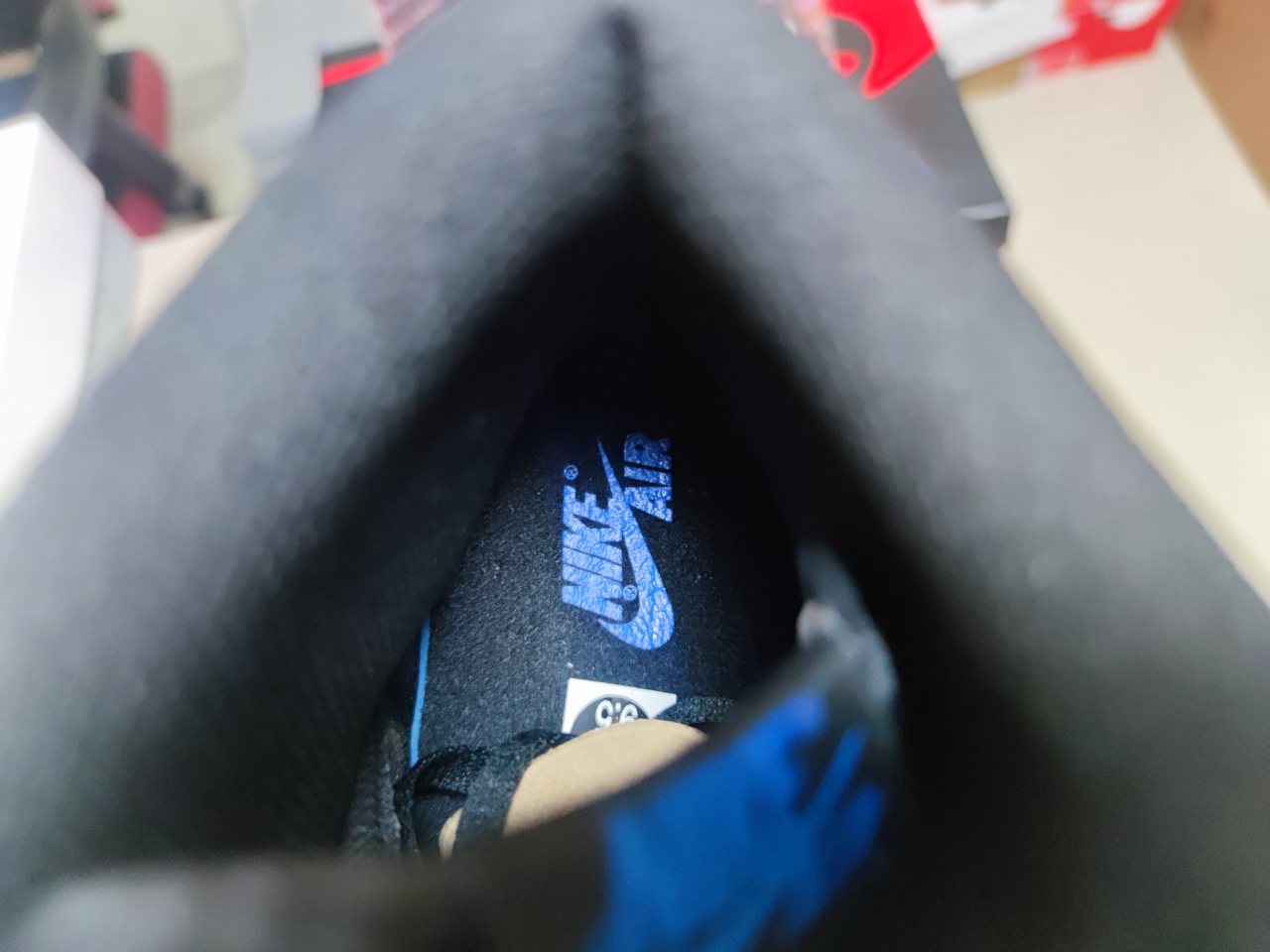 Jordan 1 Retro Royal 555088 007