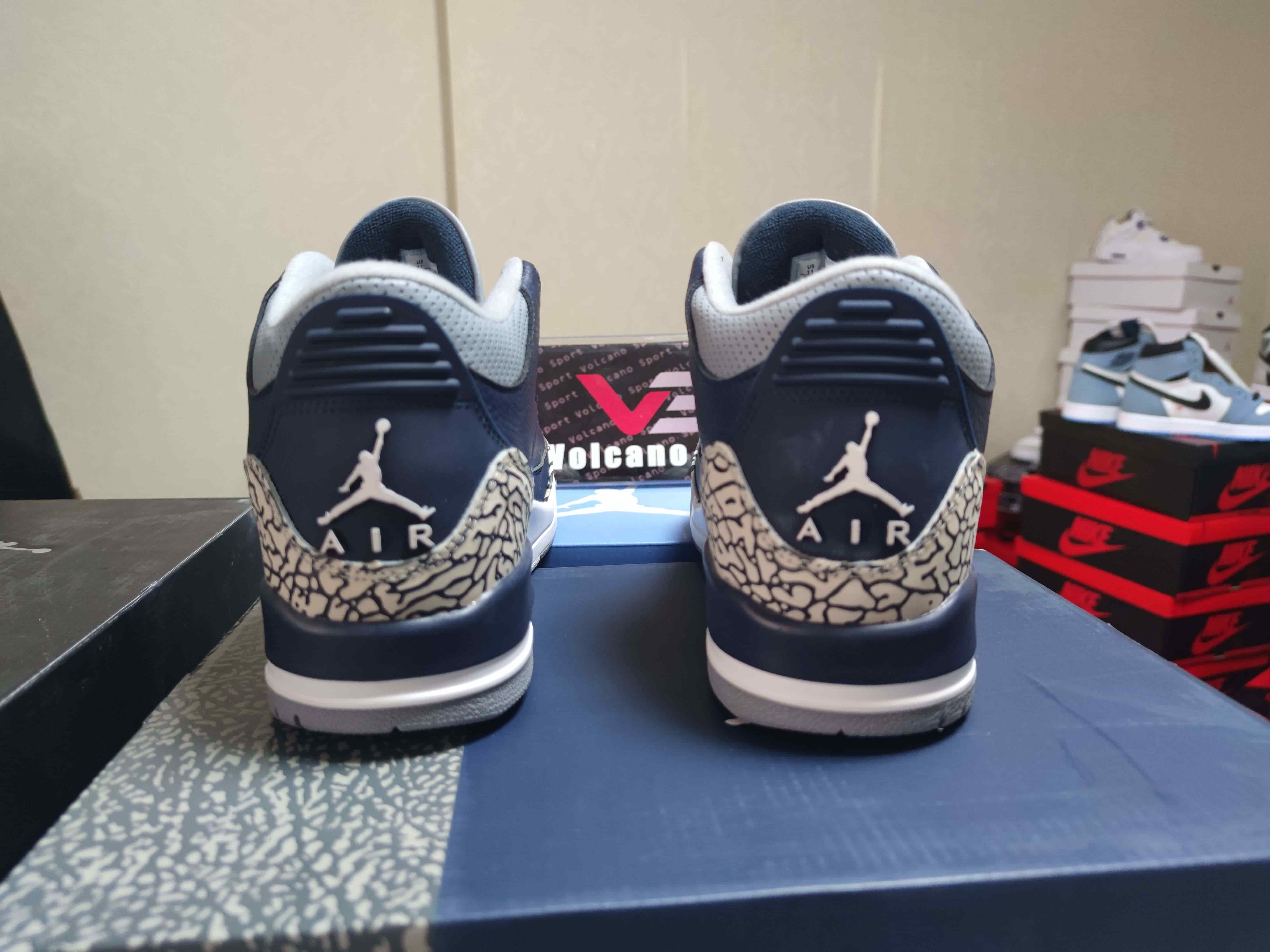 Jordan 3 “Midnight Navy”CT8532-401