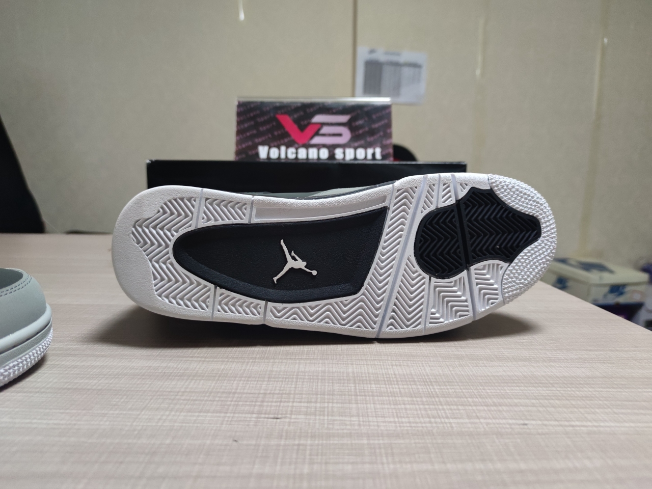 Jordan 4 Retro Fear Pack