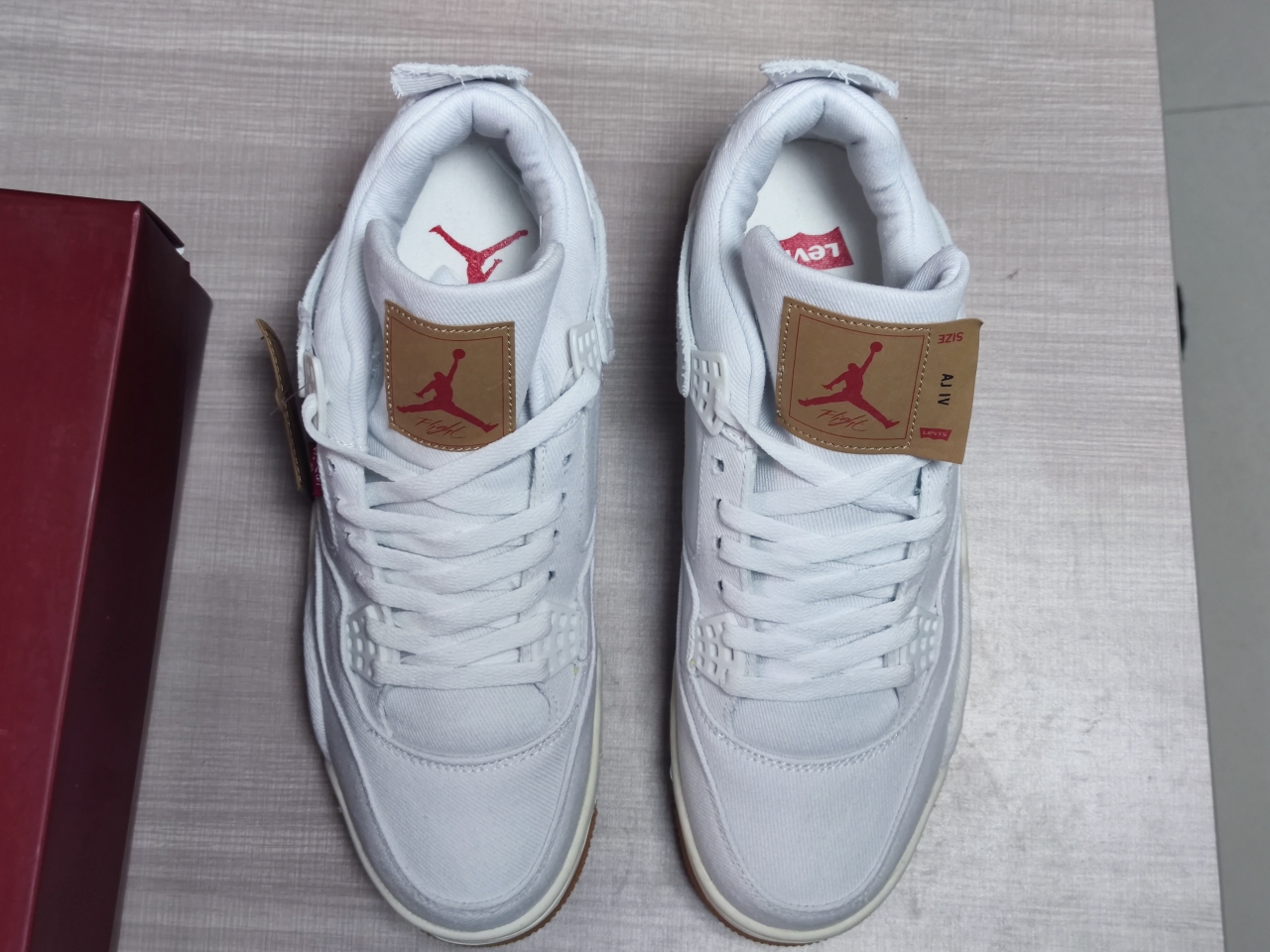 Levi's X Jordan 4 Retro White AO2571-100