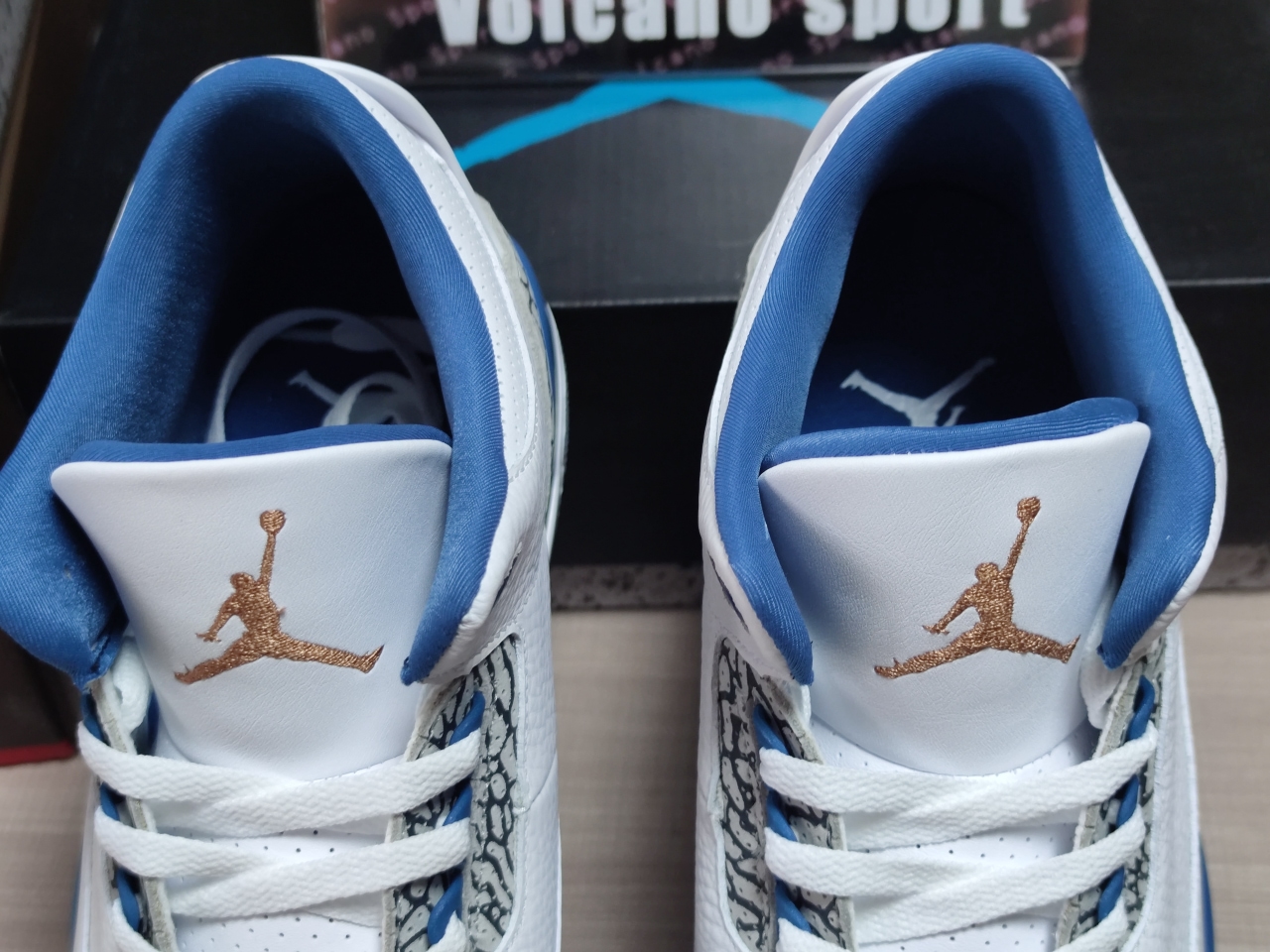 Air Jordan 3 Retro Wizards CT8532 148