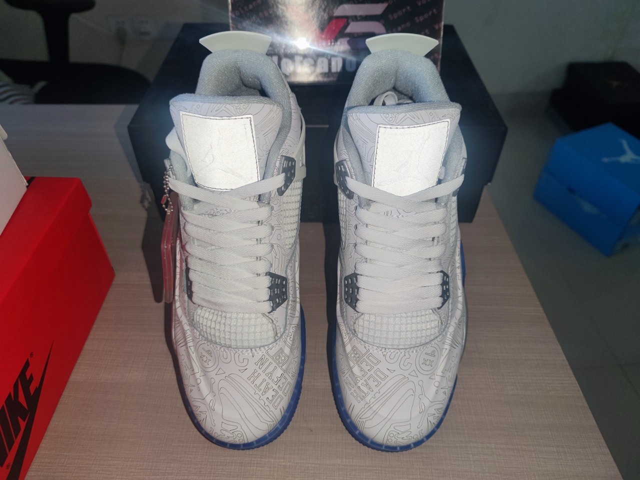 Jordan 4 Retro 30th Anniversary Laser 705333 105