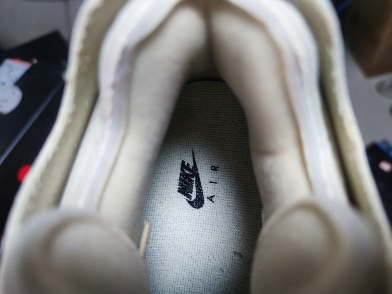 Jordan 4 Retro Off-White Sail CV9388-100