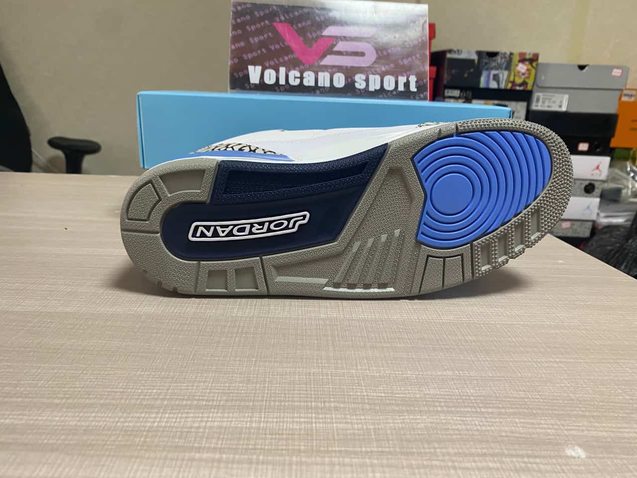 Jordan 3 Retro UNC CT8532-104