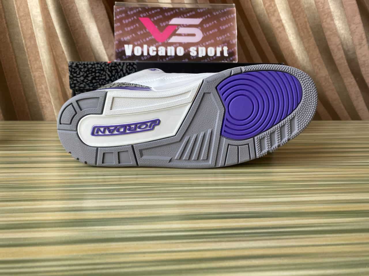 Jordan 3 Retro Dark Iris CT8532-105