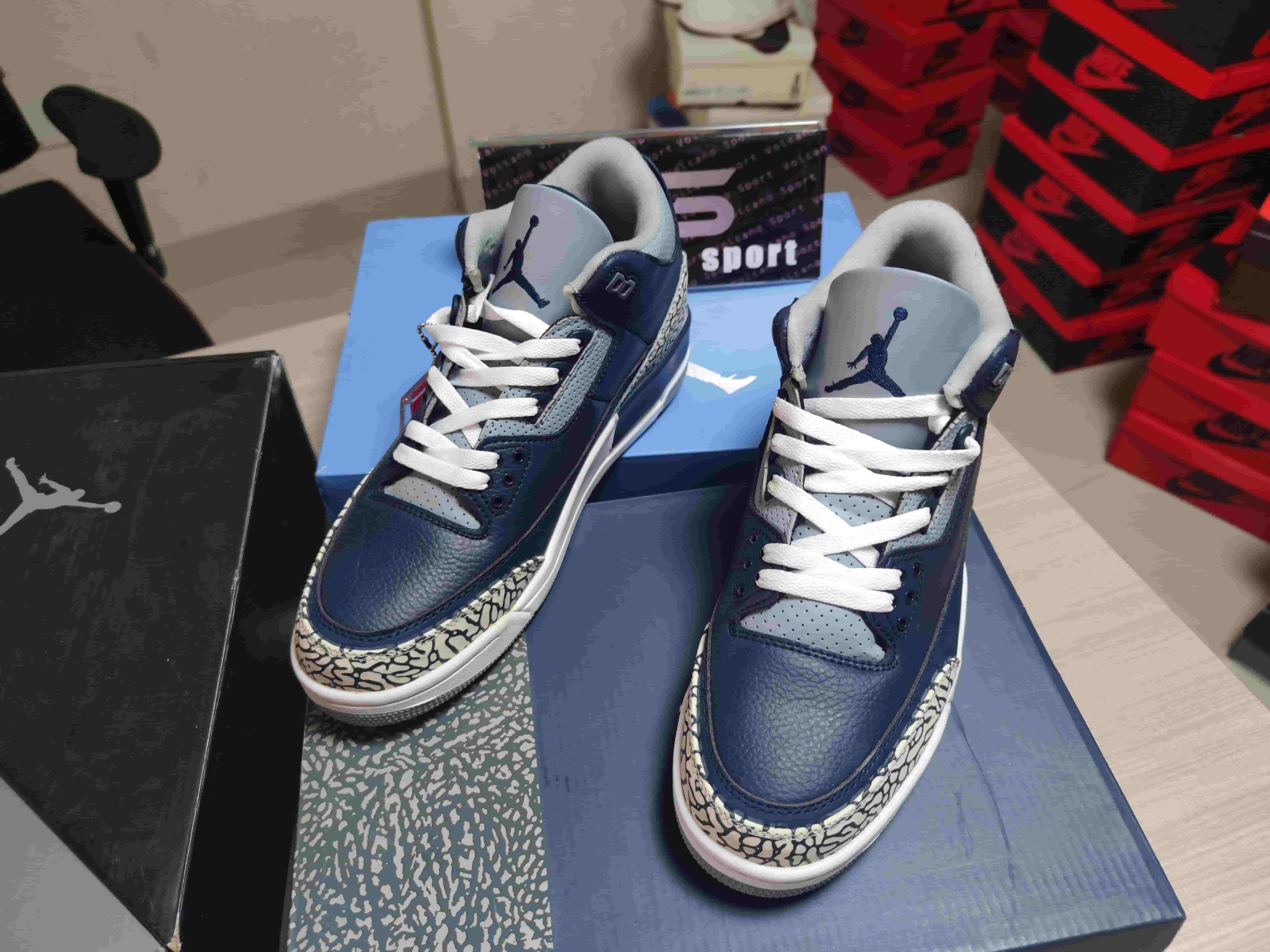 Jordan 3 “Midnight Navy”CT8532-401