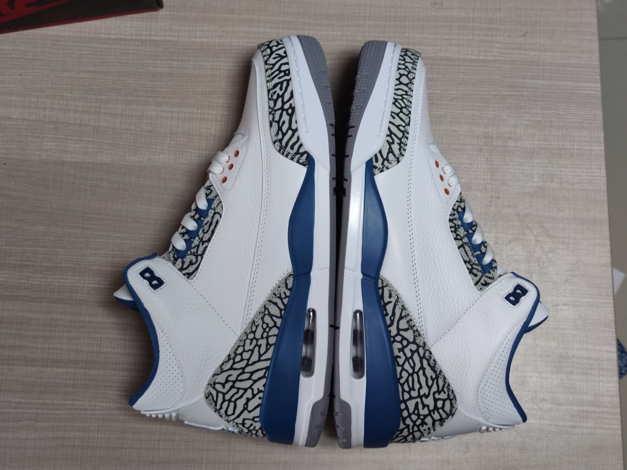 Air Jordan 3 Retro Wizards CT8532 148