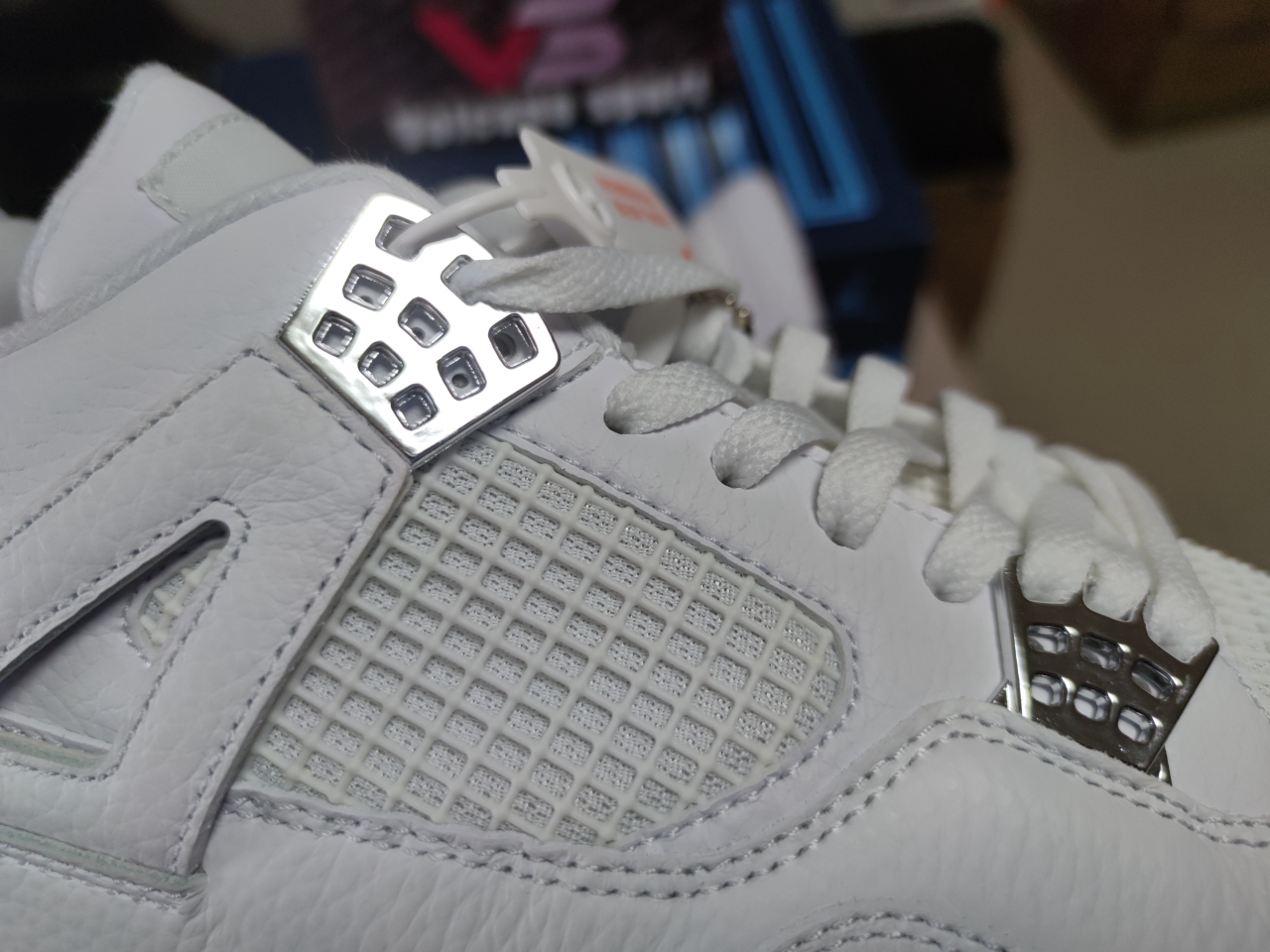 Jordan 4 “Pure Money ”308497-100