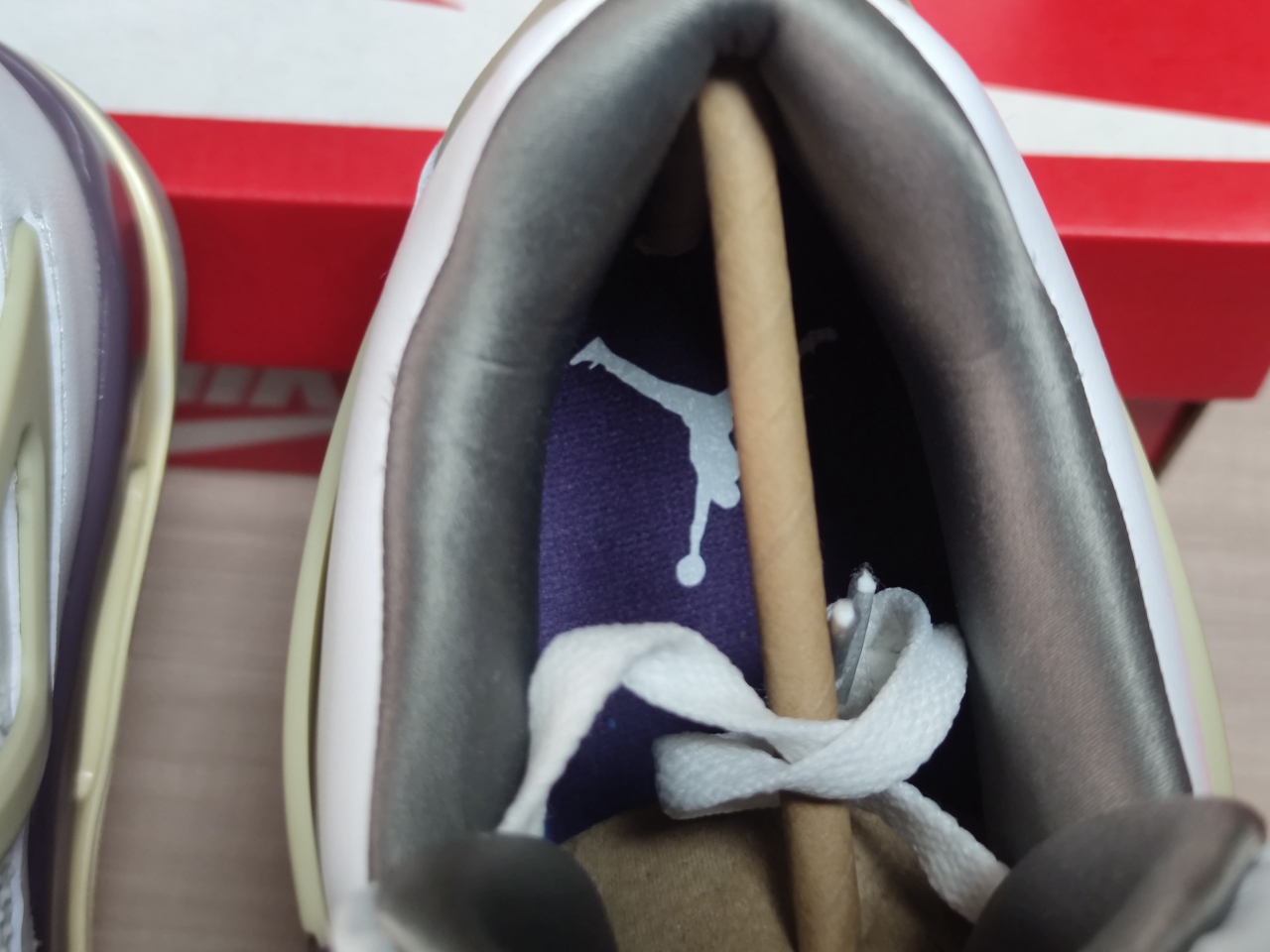 Jordan 4 Retro DH6927 001