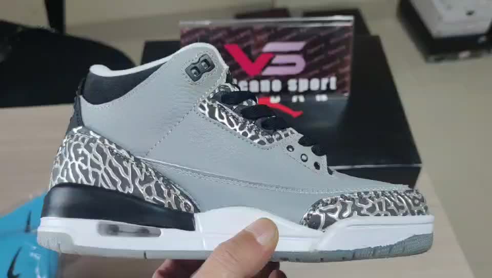 Jordan 3 Retro Wolf Grey 136064 004